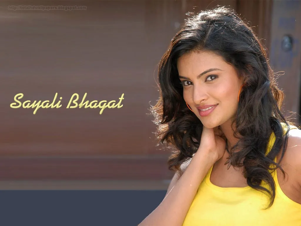 sayali bhagat photos